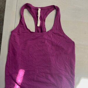 lululelmon tank top